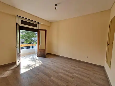 PH 3 ambientes con patio y terraza en Mataderos