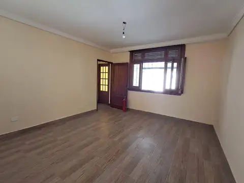 Depto Tipo Casa en Venta en Mataderos, USD 190.000
