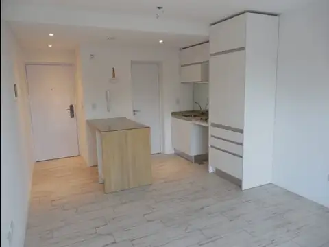 AV. PELLEGRINI 4041 - MONOAMBIENTE - A ESTRENAR