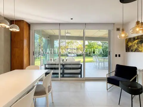 Casa en Venta al Este