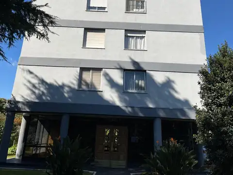 Tomás M. Saubidet 3900, Piso 6