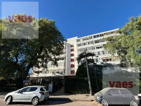ALQUILER – Departamento de 1 dormitorio con cocina separada en complejo cerrado