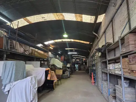 Galpon en Venta 10  mts Fondo