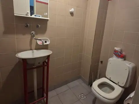 Galpon en Venta en Banfield, USD 376.000