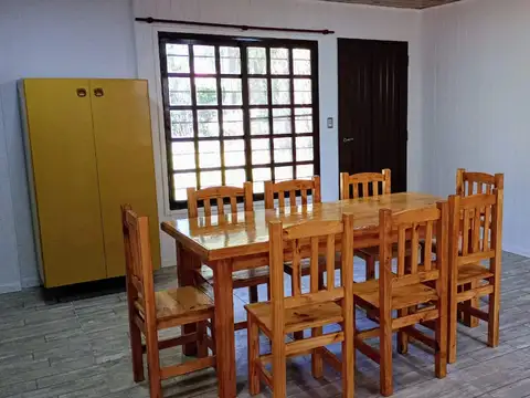 Casa 3 ambientes con 2 baños