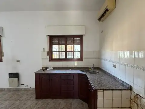 Venta Casa 4 Ambientes  San Antonio De Padua