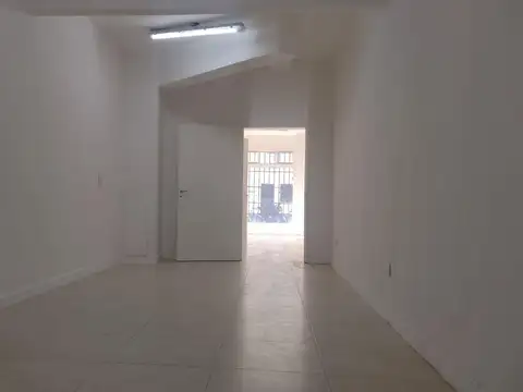 Local en Alquiler en San Cristóbal, $ 1.100.000