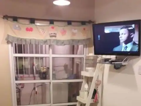 Depto Tipo Casa en Venta de 5 ambientes