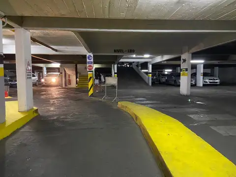 Cochera en venta | Rioja e Italia - Seguridad