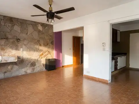 Departamento en Alquiler con 1 cocheras