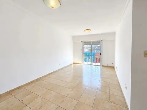 Departamento 3 ambientes con balcon