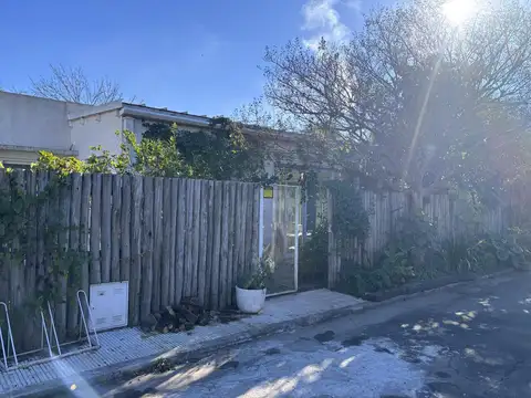 Casa 3 ambientes con 2 baños
