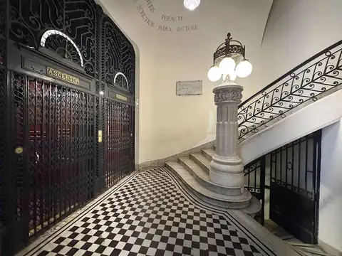 Oficina en Venta en San Nicolás, USD 220.000