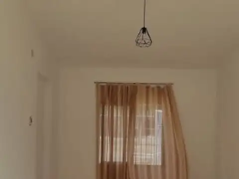 Casa 2 ambientes con 1 baño