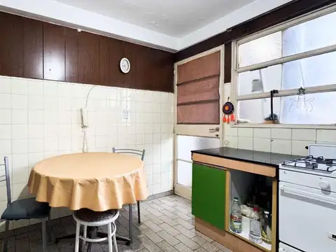 VENTA DPTO 4 AMBIENTES EN CABALLITO. UBICACION EXC