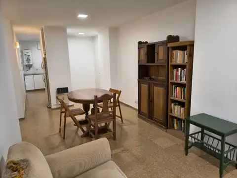 Dpto 2 dorm con balcon y patio propio