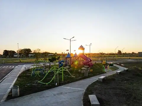 Terreno en Venta 42  mts Fondo