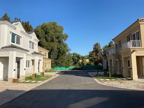 Casa  en Venta ubicado en Liquidambar, Pilar, G.B.A. Zona Norte