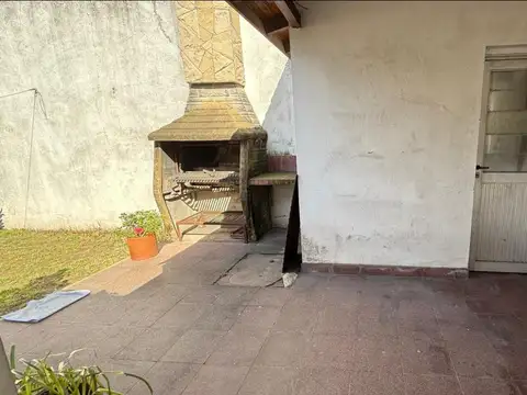 CASAS - CHALET - LANÚS - ESTE, GRAN BS. AS. SUR