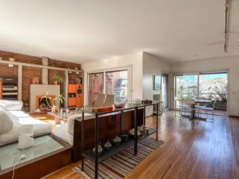 Venta departamento tipo duplex en Palermo con 2 terrazas propias y cochera, frente al Botanico.
