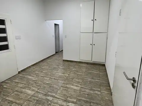 Depto Tipo Casa en Alquiler de 1 dormitorio