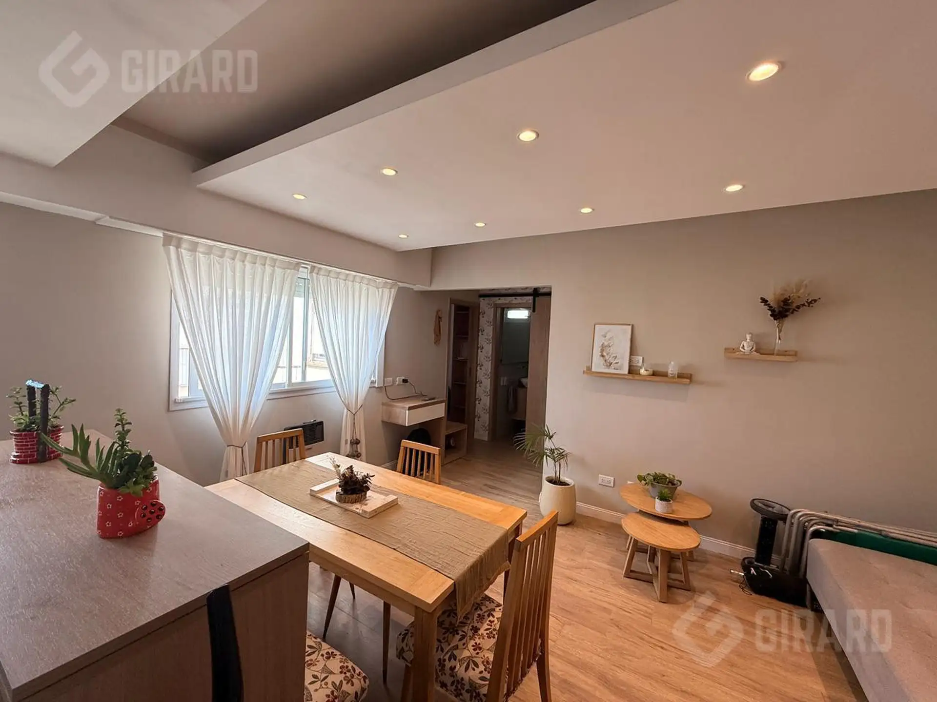 Departamento 3 ambientes reciclado en venta, zona centro
