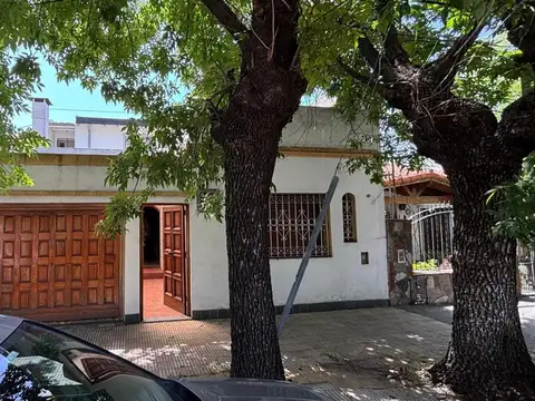 Casa venta 4 ambientes Haedo