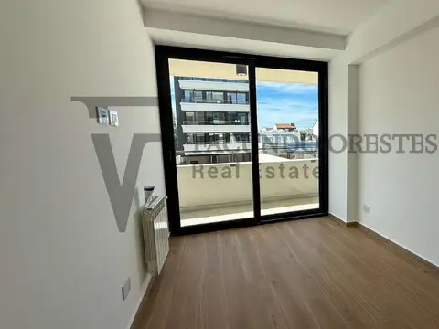 VENTA - DEPARTAMENTO - 3 AMBIENTES - BARRIO NAON - MATADEROS - BALCON