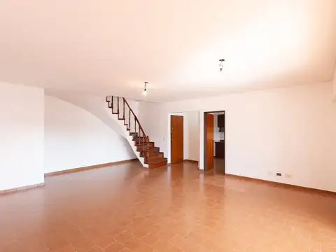 Depto Tipo Casa 3 ambientes con 1 baño