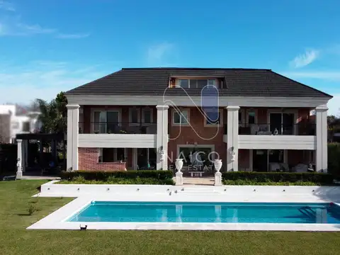Espectacular casa al golf en ubicación privilegiada
