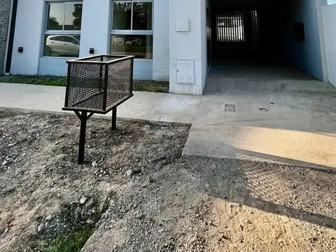 VENTA DPTO a estrenar 1 Dorm Patio- Zona Facultad