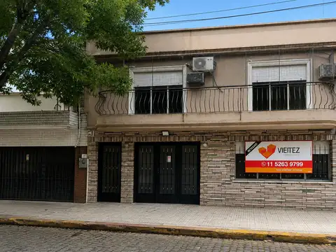Casa en Venta en Parque Avellaneda, USD 210.000
