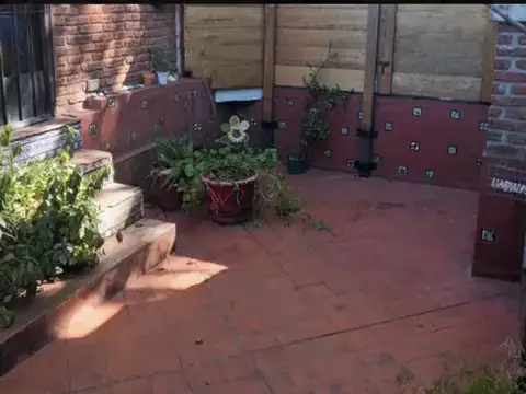 Depto Tipo Casa en Venta de 4 ambientes