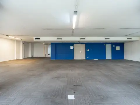 Oficina en Alquiler al Este
