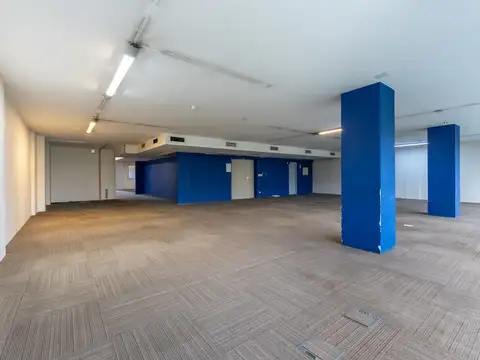 Oficina en Alquiler al Este