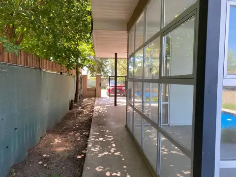 Casa en Alquiler de 3 dormitorios