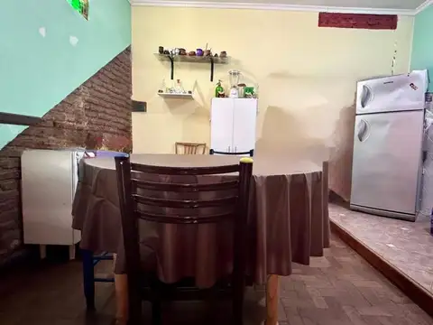 Depto Tipo Casa en Venta 56 años
