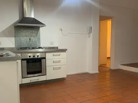 Depto Tipo Casa 3 ambientes con 1 baño