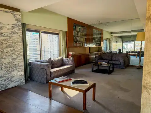 Departamento en Venta con 2 cocheras