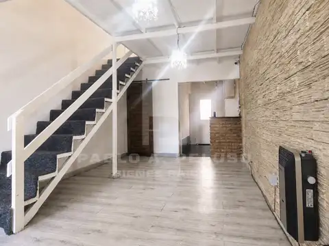 Depto Tipo Casa en Venta de 2 dormitorios