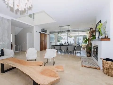 Casa en Venta de 4 dormitorios