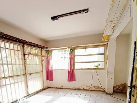 Local en Venta en Rivadavia, USD 9.900