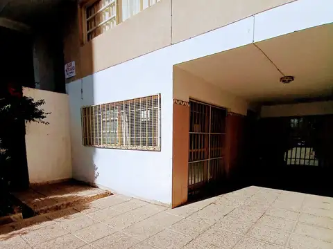 Local en Venta 53 años