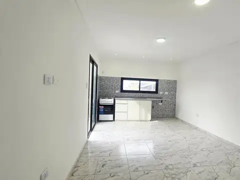 Departamento en Alquiler en San Justo, $ 550.000