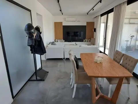 Libertad  al 200 bis