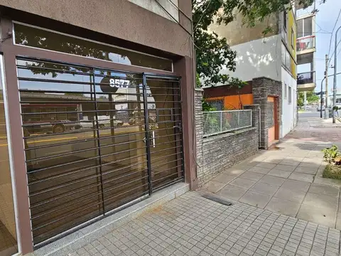 Local en Alquiler en Versalles, $ 400.000
