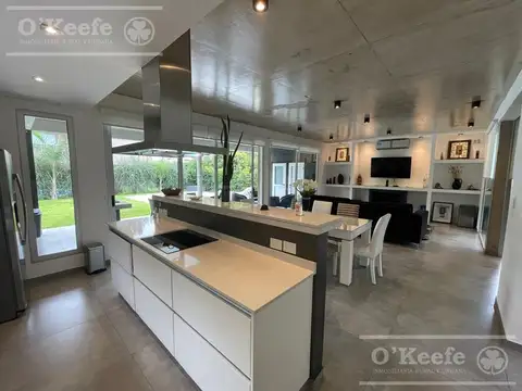 Casa en Altos de Hudson II