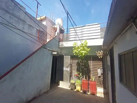Depto Tipo Casa en Venta en Valentin Alsina, USD 67.999