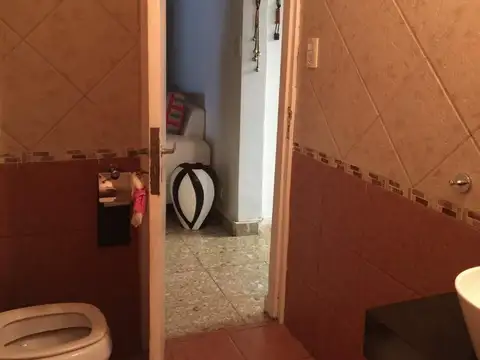 Depto Tipo Casa en Venta en Flores, USD 139.000