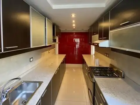 Departamento en Venta de 5 ambientes